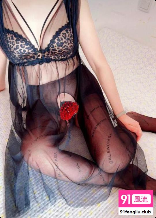 瑜伽熟女身材热辣